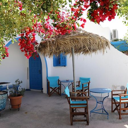 Santorini Seaside Retreat - Flora'S Summer Escape Perissa  Exterior foto